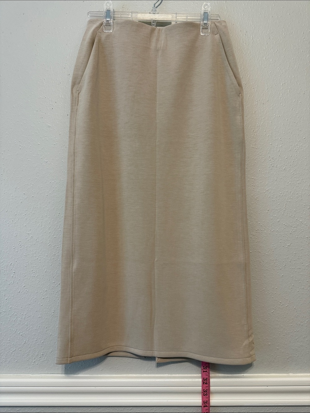 lululemon athletica Beige Midi Skirt - Sleek Everyday Wear